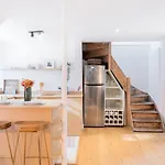 בית הארחה Citadelle Charming House With Courtyard *