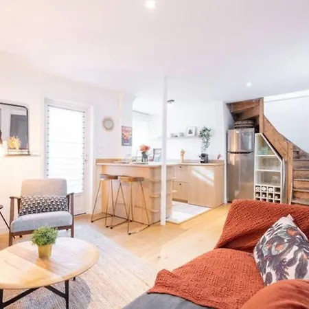 Gasthof Citadelle Charming House With Courtyard