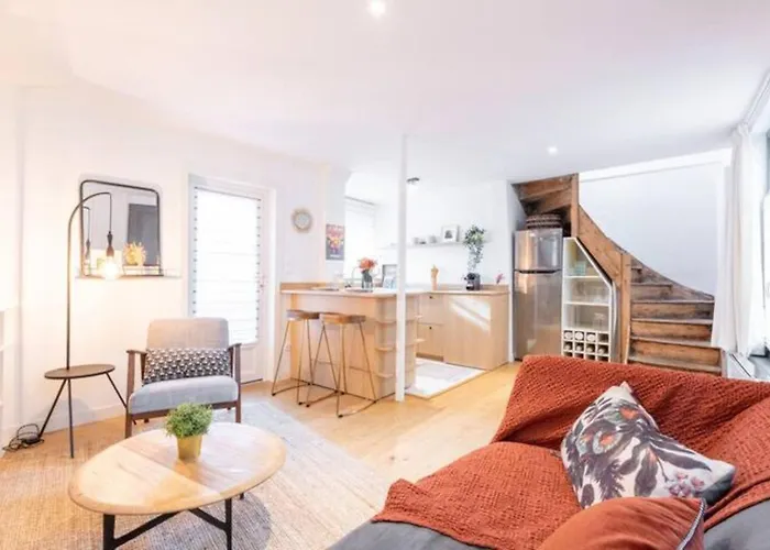 Affittacamere Citadelle Charming House With Courtyard